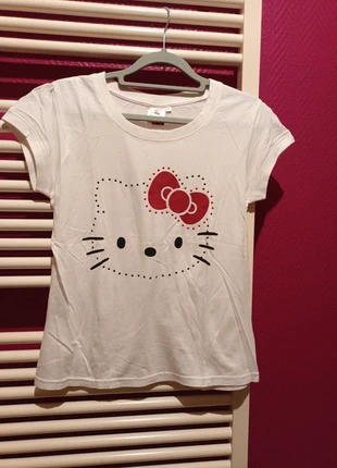 T-shirt Hello Kitty, brand: Sanrio, condition: Very good, size: L / 40 / 12, €4.00, €4.90 includes Buyer Protection