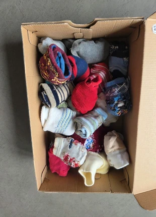 Lot de 23 paires de chaussettes, merk: Okaïdi, staat: Heel goed, maat: EU 13 - 15, € 4,00, € 4,90 inclusief Kopersbescherming