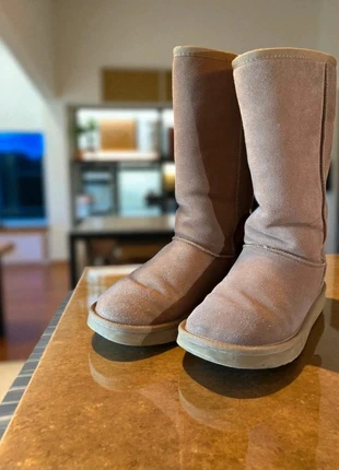 Bottes UGG 38 originales Y2K cosy street vintage unisexe hiver confortable, brand: UGG, condition: Very good, size: 38, €28.90, €31.05 includes Buyer Protection