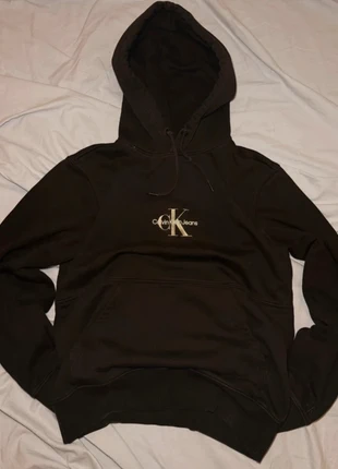 Felpa nera Calvin Klein con cappuccio, marque: Calvin Klein, état: Très bon état, taille: M, 22,00 €, 23,80 € Protection acheteurs incluse