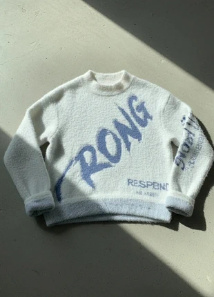 Pull Blanc Doux Graphique – Cozy / Oversize / Streetwear Minimal / Hiver Trendy, brand: Maison Solène Rosefield, condition: Very good, size: M, €69.90, €74.10 includes Buyer Protection