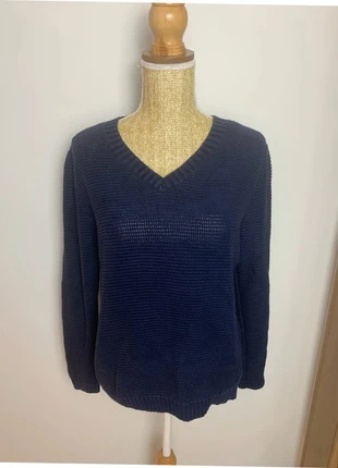Pull Col en V Marine Tommy Hilfiger - Taille L femme, brand: Tommy Hilfiger, condition: Very good, size: L / 40 / 12, €15.00, €16.45 includes Buyer Protection Pro