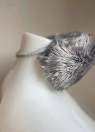 Cache oreilles gris tout neuf, merk: Boutique indépendante, staat: Nieuw zonder prijskaartje, maat: Universele maat, € 3,00, € 3,85 inclusief Kopersbescherming