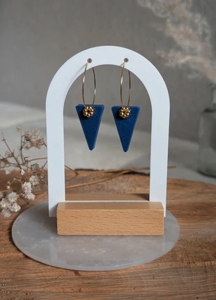 Anneaux pampilles triangle bleu, marque: Fabrication Artisanale, état: Neuf avec étiquette, 7,00 €, 8,05 € Protection acheteurs incluse