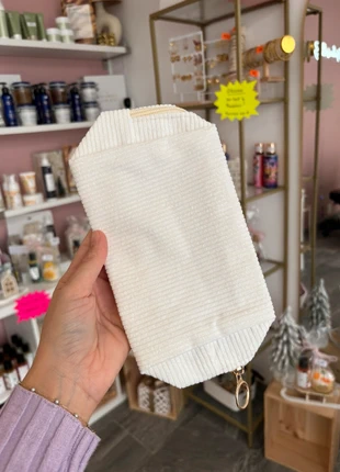 Trousse blanche, marque: Shein, état: Neuf avec étiquette, 2,00 €, 2,80 € Protection acheteurs incluse