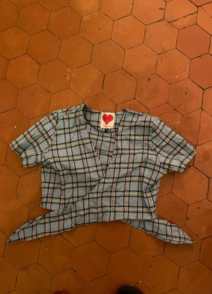 Crop Top échancré, marque: OMIGHTY, état: Très bon état, taille: S / 36 / 8, 5,00 €, 5,95 € Protection acheteurs incluse