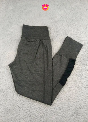 Pant Legging Champion Gris - Taille M - Femme, marque: Champion, état: Très bon état, taille: M / 38 / 10, 15,00 €, 16,45 € Protection acheteurs (Pro) incluse