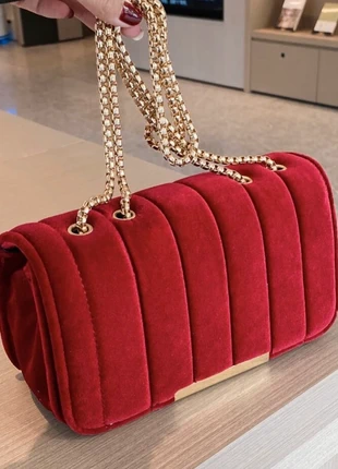 Sac velours rouge, condizioni: Nuovo senza cartellino, €16.90, €18.45 include la Protezione acquisti