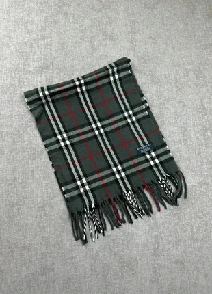 Écharpe Burberry gris foncés, marque: Burberry, état: Très bon état, 45,00 €, 47,95 € Protection acheteurs (Pro) incluse