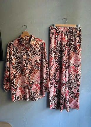 Superbe ensemble imprimé arty – Neuf – Taille M/L, marke: Inconnu, zustand: Neu, mit Etikett, größe: M / 38 / 10, 25,00 €, 26,95 € inklusive Vinted-Käuferschutz