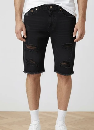 Short Slim Fit Homme Noir Déchiré, marque: Pull & Bear, état: Neuf avec étiquette, taille: W33 | FR 42, 8,00 €, 9,10 € Protection acheteurs incluse