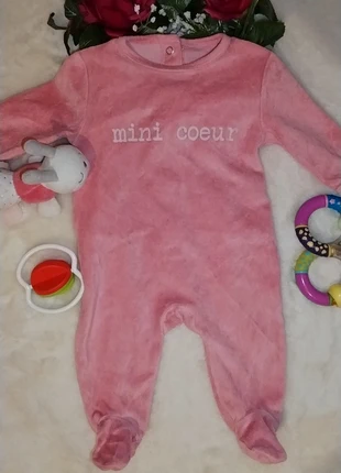 Grenouillère velours 3 mois kiabi, marke: Kiabi, zustand: Sehr gut, größe: 3-6 Monate / 62, 5,00 €, 5,95 € inklusive Vinted-Käuferschutz