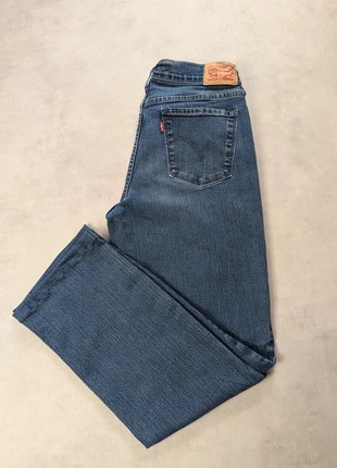 Jean Levi's 505 straight bleu W30 L32 / FR40         L16JL1377, marke: Levi's, zustand: Sehr gut, größe: L / 40 / 12, 24,90 €, 26,85 € beinhaltet Vinted-Käuferschutz Pro