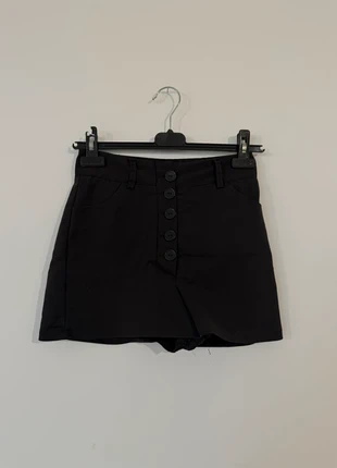 Jupe short noir vintage à bouton, marca: Jennyfer, estado: Novo sem etiquetas, tamanho: XS / 34 / 6, €5.00, €5.95 inclui Proteção do Comprador