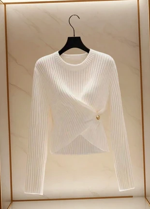 Pull croisé blanc côtelé – old money, chic minimal & élégance effortless, brand: Aesthetic, condition: Very good, size: S / 36 / 8, €32.90, €35.25 includes Buyer Protection