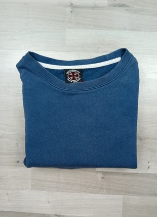 crewneck hoodie independent bleu | taille XL | style workwear, streetwear, y2k, brand: Independent Trucks, condizioni: Ottime, taglia: XL, €19.90, €21.60 include la Protezione acquisti