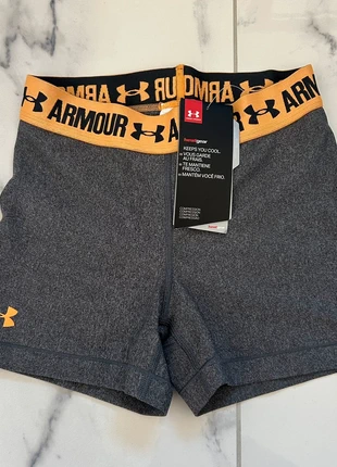 Short under armour, brand: Under Armour, condizioni: Nuovo con cartellino, taglia: XS / IT 38 / EU 34, €12.00, €13.30 include la Protezione acquisti