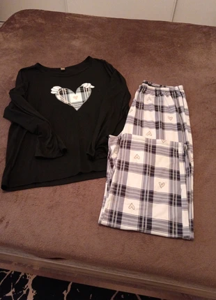 Pyjama femme, état: Très bon état, taille: XL / 42 / 14, 4,00 €, 4,90 € Protection acheteurs incluse