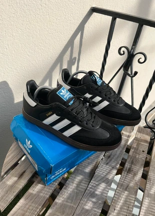 Adidas Samba Noires – Taille 42 – Neuves, marque: adidas, état: Neuf avec étiquette, taille: 42, 89,00 €, 94,15 € Protection acheteurs incluse