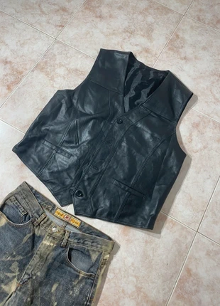 Leather vest made in Italy. Top Gun Y2K aviator shorts, exotic vintage 80s design., marque: Vintage Dressing, état: Très bon état, taille: M, 19,99 €, 21,69 € Protection acheteurs incluse