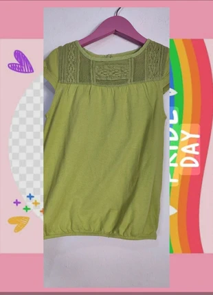 Bonita camiseta casual 🩷, marque: Sfera, état: Très bon état, taille: 6 ans / 116 cm, 3,00 €, 3,85 € Protection acheteurs incluse