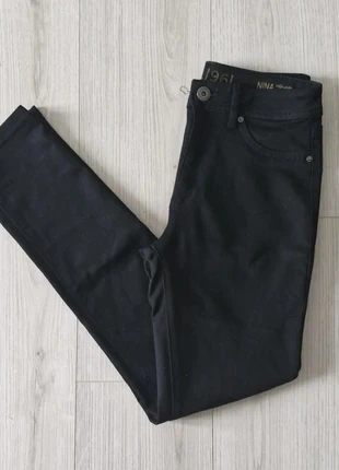 Jean taille 36 DL1961, marke: DL1961, zustand: Sehr gut, größe: S / 36 / 8, 21,00 €, 22,75 € inklusive Vinted-Käuferschutz
