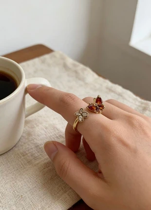 Rot Schmetterlinge zirconia Ring, staat: Nieuw zonder prijskaartje, maat: Aanpasbaar, € 5,00, € 5,95 inclusief Kopersbescherming