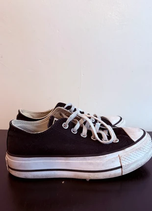 Black low top platform converse, marque: Converse, état: Bon état, taille: 37, 6,00 €, 7,00 € Protection acheteurs incluse