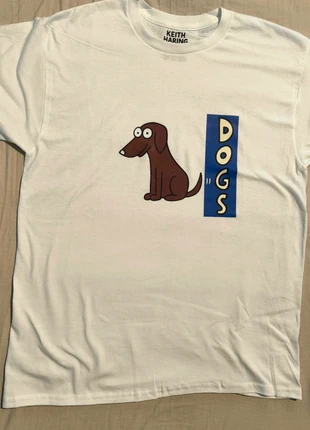 T-shirt Keith Haring Dogs Visuel iconique Taille XL Blanc, marca: Keith Haring, estado: Novo sem etiquetas, tamanho: XL, €15.99, €17.49 inclui Proteção do Comprador