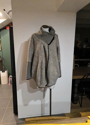 Veste chaud gris chiné taille 42, brand: Made In Italy, condizioni: Ottime, taglia: XL / IT 46 / EU 42, €10.00, €11.20 include la Protezione acquisti
