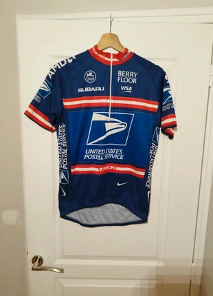 Maillot cycliste collection nike us postal service team m trek, marke: Nike, zustand: Sehr gut, größe: M, 50,00 €, 53,20 € inklusive Vinted-Käuferschutz