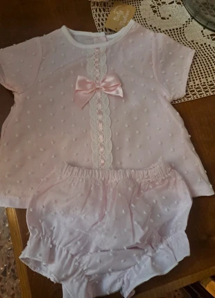Vestido rosa con braguita, marca: Baby Fashion, estado: Novo com etiquetas, tamanho: 1-3 meses / 56 cm, €10.00, €11.20 inclui Proteção do Comprador