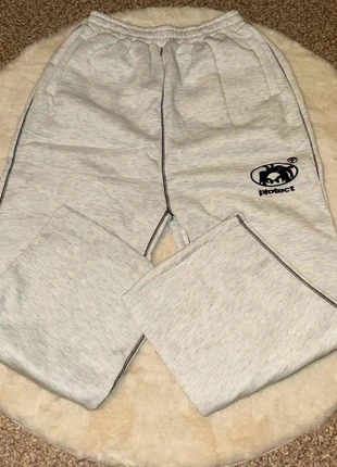 Jogging Protect M Gris noir Y2K streetwear pantalon de survêtement 🥋, marque: Protect, état: Neuf sans étiquette, taille: M, 40,00 €, 42,70 € Protection acheteurs incluse