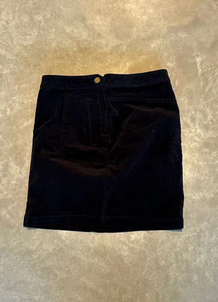 Corduroy Vintage Black Skirt (EU38), marque: Vintage Dressing, état: Neuf sans étiquette, taille: M / 38 / 10, 4,00 €, 4,90 € Protection acheteurs incluse