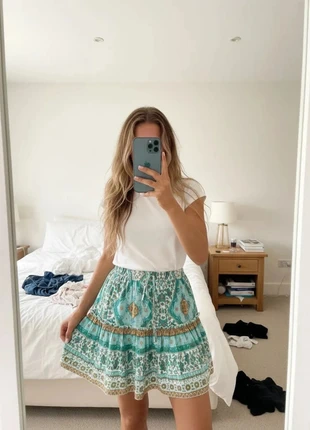 mini jupe bohème à volants et imprimé turquoise #081, merk: Trésor d'Ibiza, staat: Heel goed, maat: M / 38 / 10, € 29,99, € 32,19 inclusief Kopersbescherming