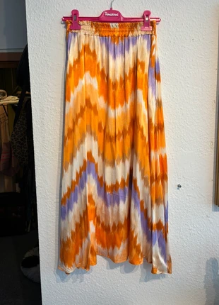 Maxirock, brand: New Collection, condizioni: Ottime, taglia: XL / IT 46 / EU 42, €12.00, €13.30 include la Protezione acquisti