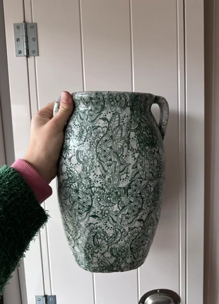 Vaas met groene print, staat: Nieuw zonder prijskaartje, € 10,00, € 11,20 inclusief Kopersbescherming