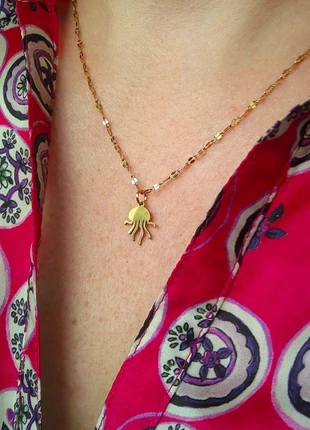 Petite méduse 🌟 animal totem 🌟 collier acier inoxydable waterproof doré réglable, brand: acier inoxydable, condition: Very good, €8.00, €9.10 includes Buyer Protection Pro