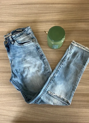 Jean skinny  troué vs miss, brand: Vs. Miss, condizioni: Buone, taglia: L / IT 44 / EU 40, €2.50, €3.33 include la Protezione acquisti