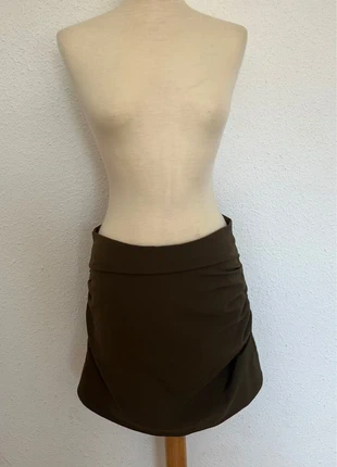 🤎 ZARA – Mini-jupe drapée / Falda corta con drapeado – Taille L / Talla L / Size L, marque: Zara, état: Neuf sans étiquette, taille: L / 40 / 12, 4,00 €, 4,90 € Protection acheteurs incluse