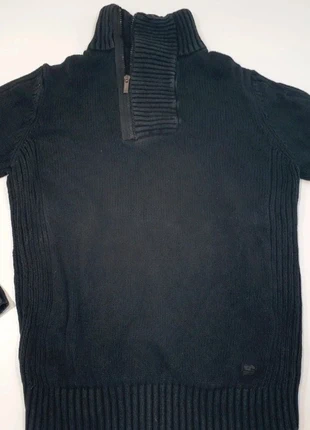 Pull noir à col montant zippé – Taille M, état: Très bon état, taille: S, 4,00 €, 4,90 € Protection acheteurs incluse