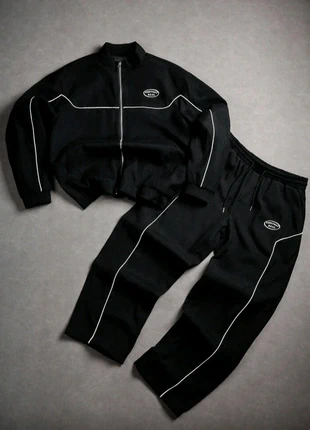 Ensemble survêtement Y2K noir vintage - Veste zippée + Pantalon liserés blancs - Style streetwear M, brand: y2k, condition: New without tags, size: M, €55.00, €58.45 includes Buyer Protection