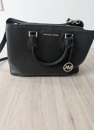 Sac à main Michael Kors en cuir grainé noir – Excellent état, marke: Michael Kors, zustand: Sehr gut, 90,00 €, 95,20 € inklusive Vinted-Käuferschutz