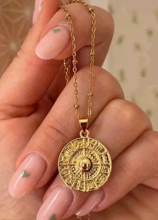 Collana zodiaco tema natale gold plated, marque: rypsalis, état: Neuf sans étiquette, 9,50 €, 10,68 € Protection acheteurs incluse