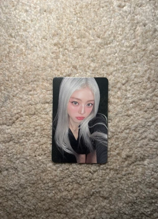 ITZY Gwbg Yuna box photocard, marque: Itzy Ritzy, état: Neuf avec étiquette, 6,00 €, 7,00 € Protection acheteurs incluse