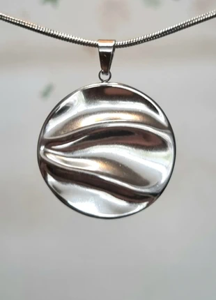 Stijlvolle zilverkleurige ketting ●Stainlesssteel, staat: Heel goed, € 5,50, € 6,48 inclusief Kopersbescherming Pro