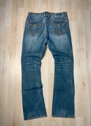 Vintage Y2K Flared Jeans Miss Me | Rock Revival True Religion Style Bootcut Flared Damen low waist, marque: Vintage Dressing, état: Très bon état, taille: M / 38 / 10, 34,99 €, 37,44 € Protection acheteurs incluse