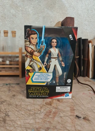 Figurine de Rey Star Wars "Rise of the Skywalker", marque: Hasbro, état: Très bon état, taille: Taille unique, 5,00 €, 5,95 € Protection acheteurs incluse
