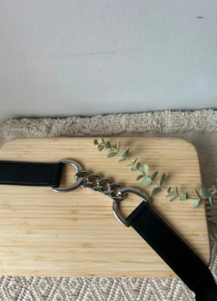 🔹 Ceinture noire chaîne argentée – Élastique – 80 à 110 cm neuve, marque: Accessorize, état: Neuf sans étiquette, taille: 80 cm, 7,00 €, 8,05 € Protection acheteurs incluse