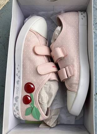 Sneakers girly rose à scratch Geox, marke: Geox, zustand: Sehr gut, größe: 39, 12,00 €, 13,30 € inklusive Vinted-Käuferschutz